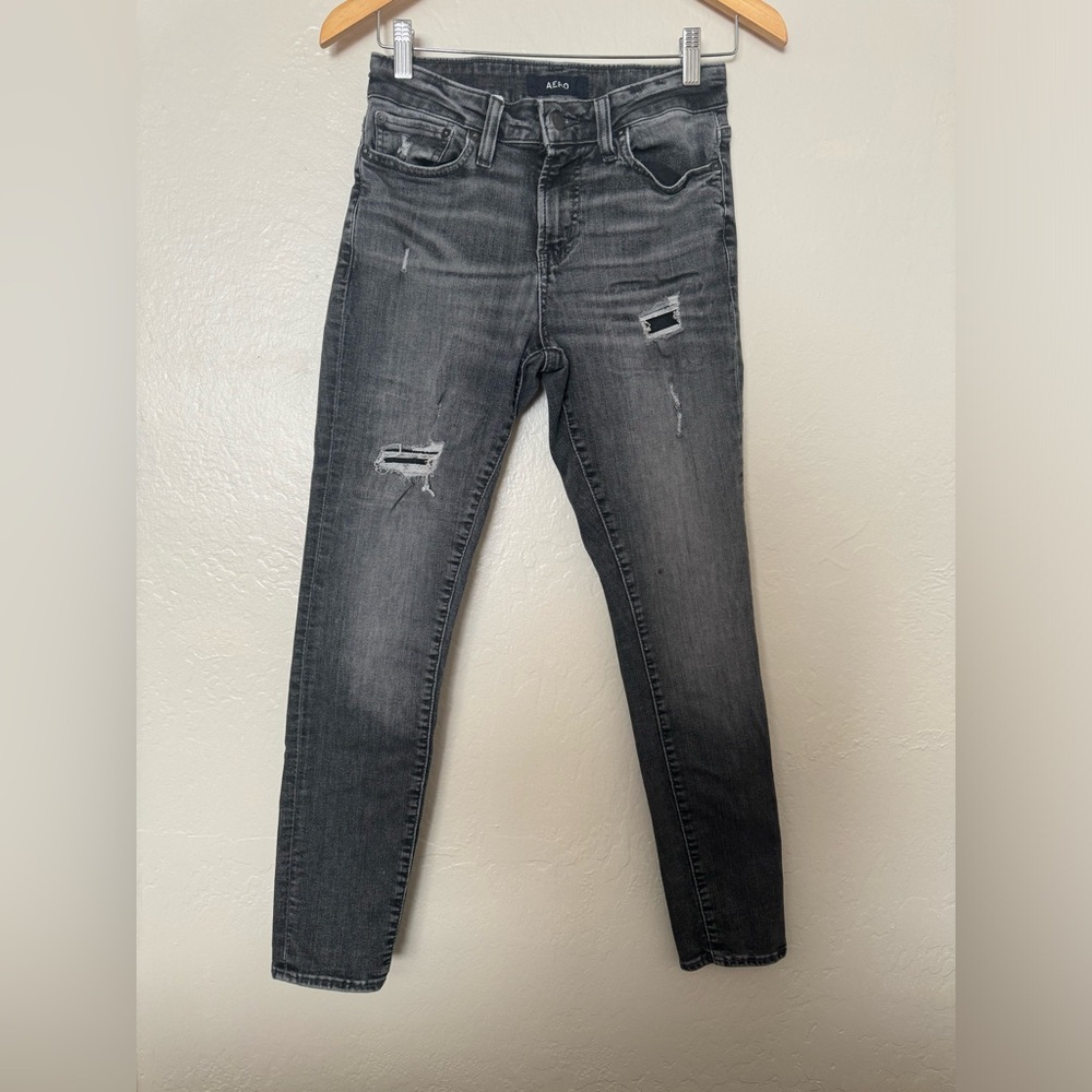 Aero Super Skinny Grey Jeans Size 28x30